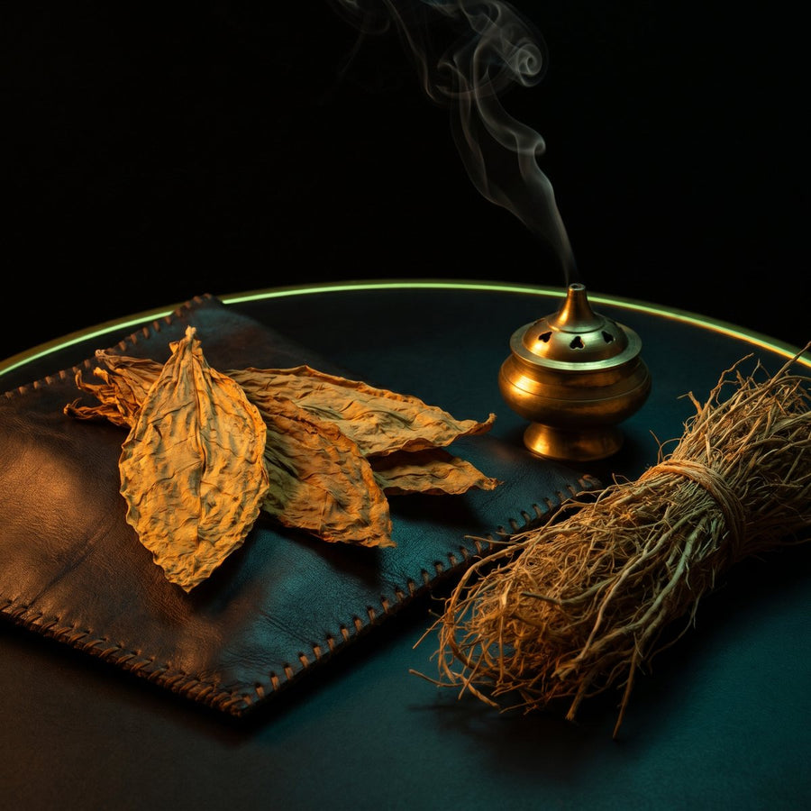Tobacco · Leather · Vetiver